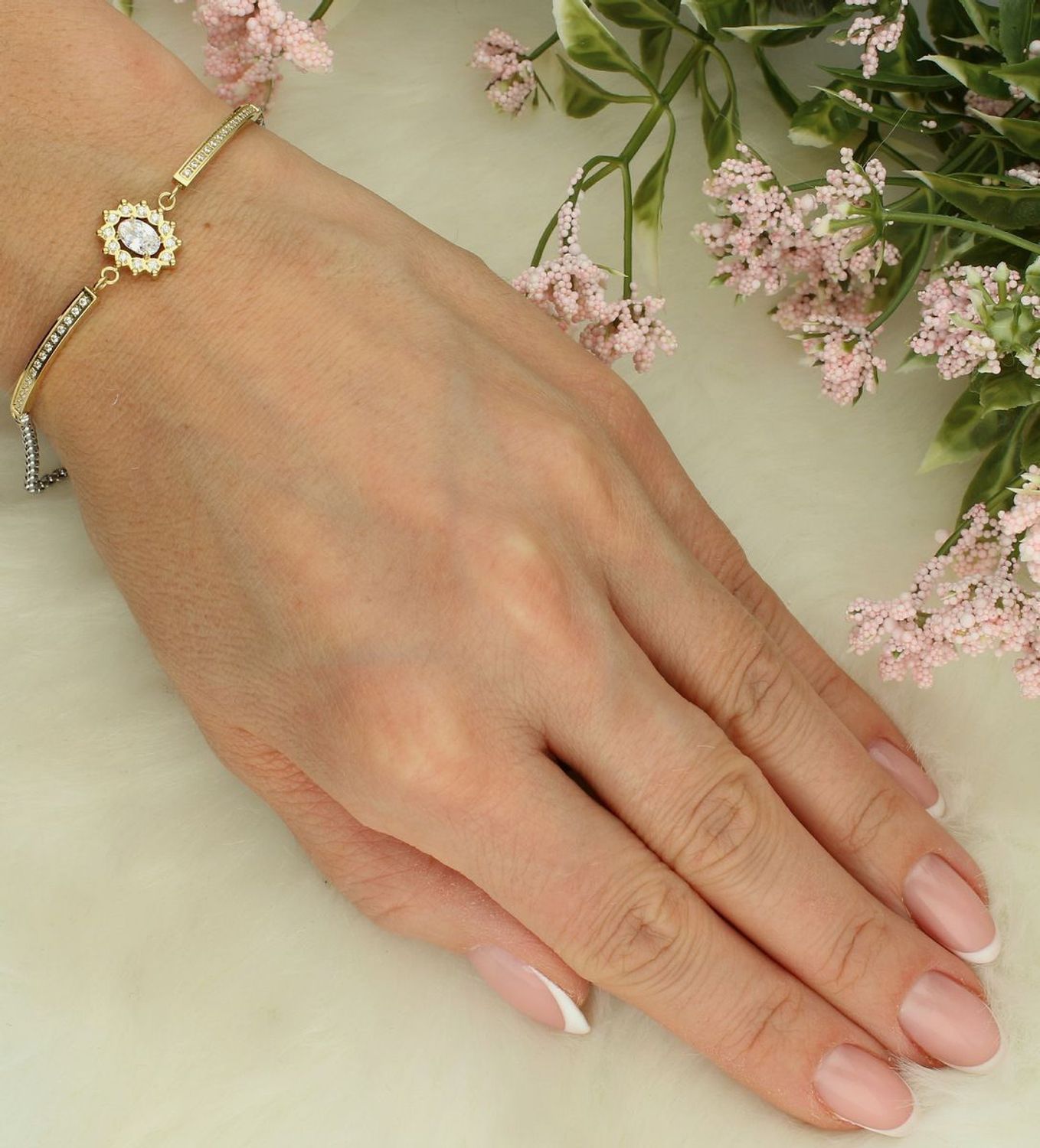 Bransoletka damska Nomination Royaldream z markizą z cyrkonii 029802 039.png